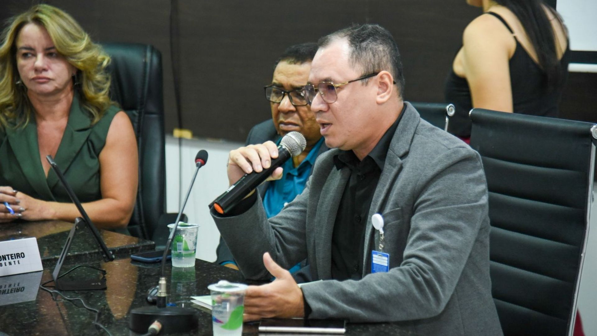 A Câmara Municipal de Piripiri recebeu a direção do HRCR para debater sobre o atendimento prestado à população e as melhorias realizadas em um ano de gestão do ISAC. (Foto: Clemilton Silva)